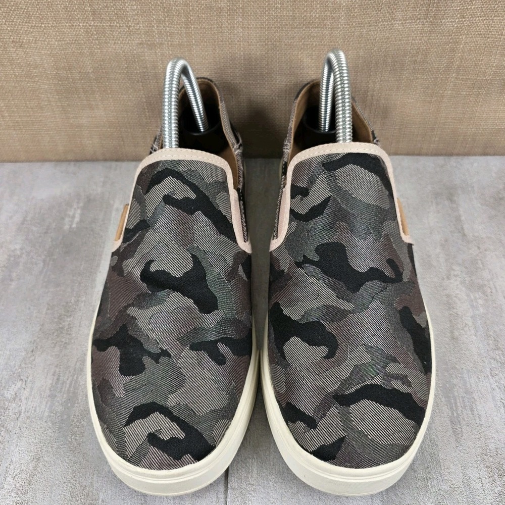 Olukai Pehuea Womens Slip On‎ Sneakers Grey Black Camo Drop-In Heel Size 8.5